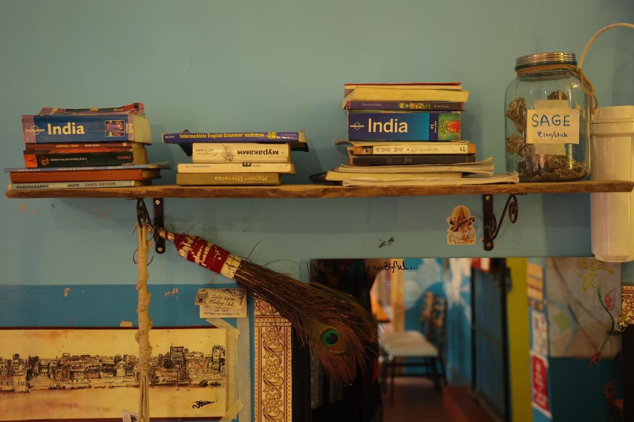 Good Vibes Hostel Варанаси Екстериор снимка