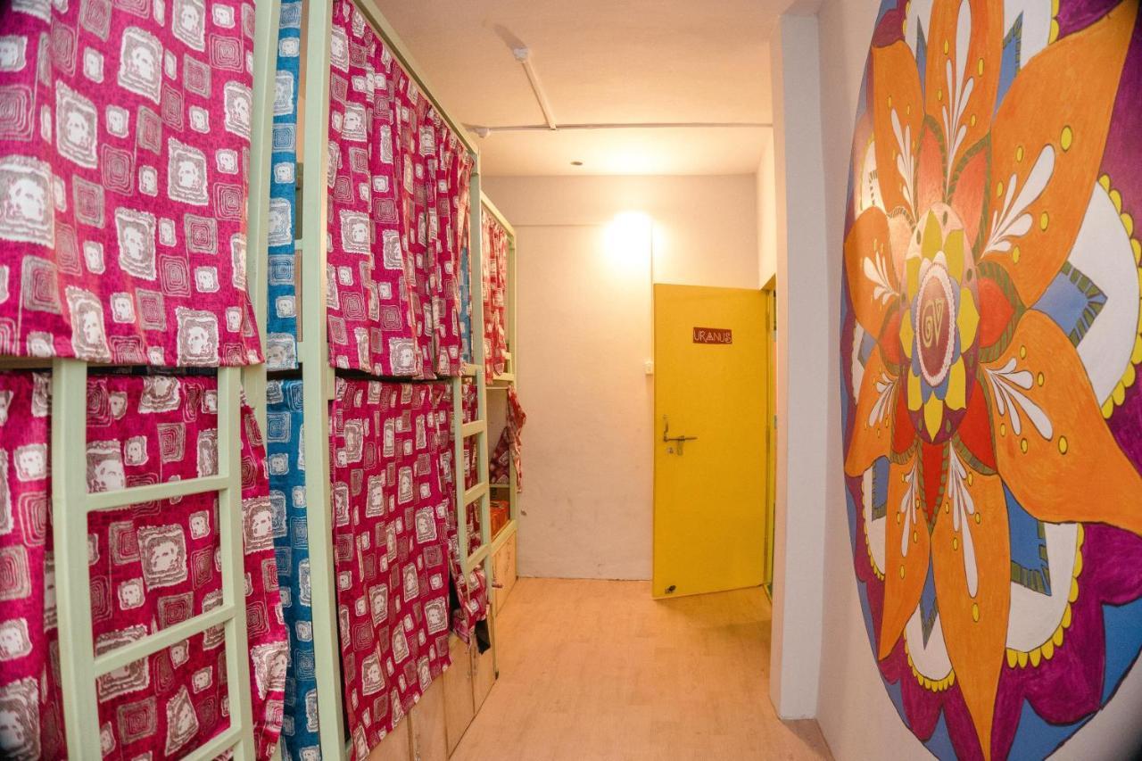 Good Vibes Hostel Варанаси Екстериор снимка